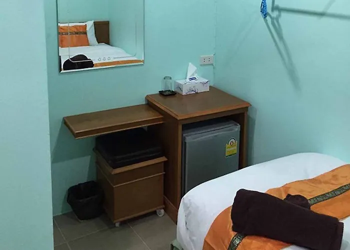 Phoom House Hotel