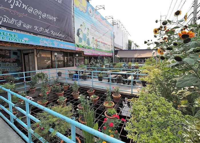 Hotel Phoom House 2*